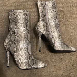 BRAND NEW Snakeskin Heeled Booties